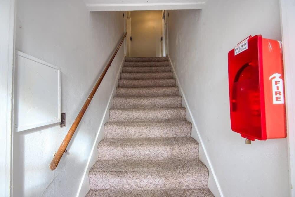 #Stayinmydistrict Historic Apartment Near Downtown 库斯贝 外观 照片