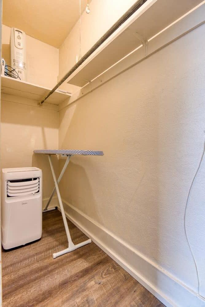#Stayinmydistrict Historic Apartment Near Downtown 库斯贝 外观 照片